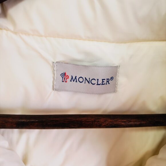 Moncler Quilted 750 Fill Power Down & Wool Short Cardigan - Picture 8 of 12